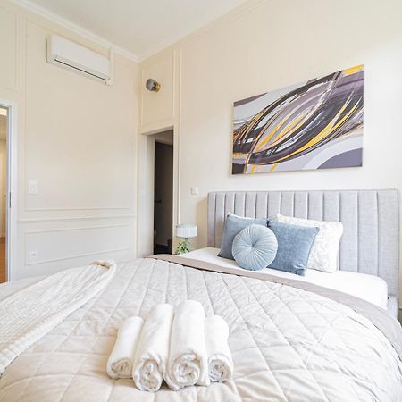 Luxurious Prestige Apartment On The St Stephen Road Budapest Exterior photo